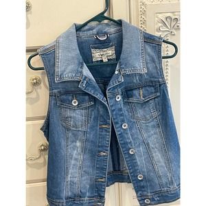 YMI Jean cutoff Vintage Vest Sz L NWT